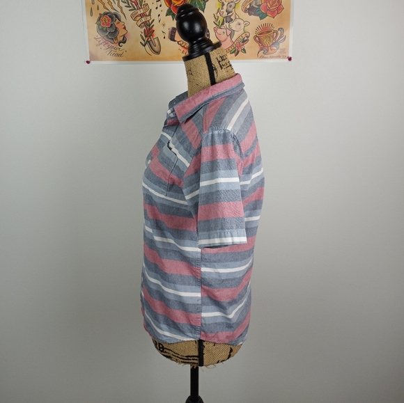 Quicksilver Button Down Shirt! - Picture 3 of 6